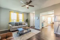 Lone Star Haven for 8 Hotels in Burleson