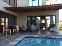 Kanyi Guest House - piscine