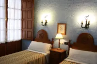 Hotel Hermanos Macias