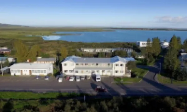 โรงแรมลาอูการ์วัตน์ โรงแรมใน