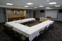Expressway Suites Fargo Hotels in Fargo