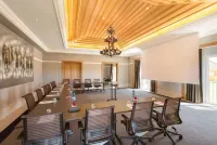 Dolce by Wyndham CampoReal Lisboa