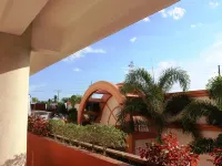 Hotel Casa Ilustre Hotels in Balayan