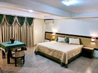 Praia Sol Hotel Отели в г. Санта-Терезинья-ди-Итайпу