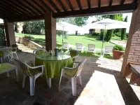 Montaione Oasis Shared Villa - Apartments