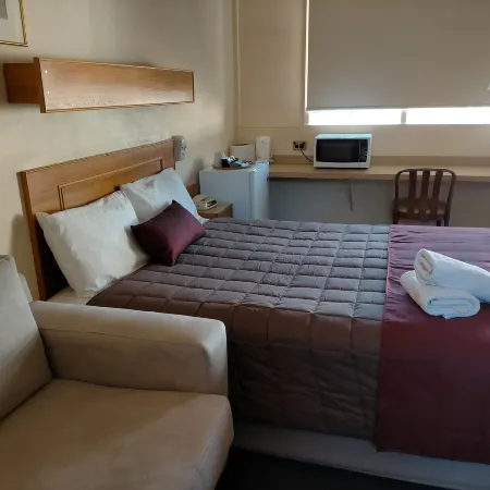 Country Motor Inn Hotels in Singleton