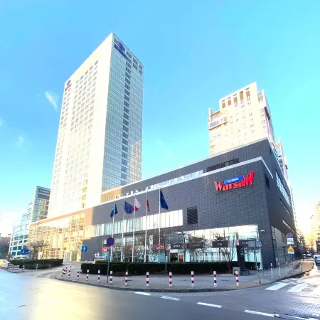 Platinum Towers Country 2 Country Отели рядом с достопримечательностью «Воля»