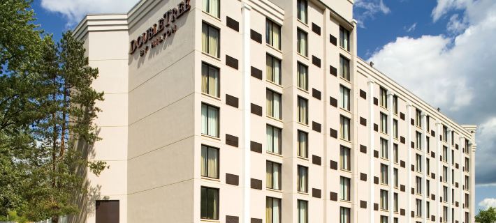 DoubleTree by Hilton Washington Meadow Lands Casino Area Hotels in Pittsburgh