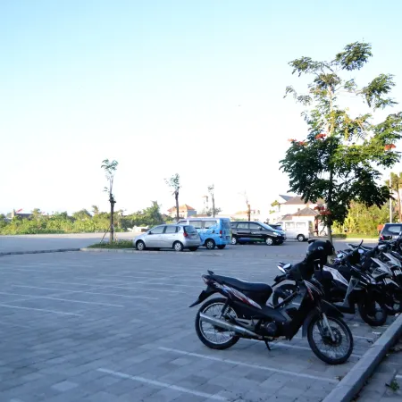 Harris Hotel & Residences Sunset Road