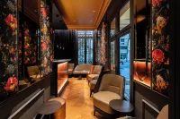 Le Narcisse Blanc Hôtel & Spa Hotels in Paris