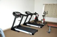 Triguna Clarks Inn Kurnool - ジム