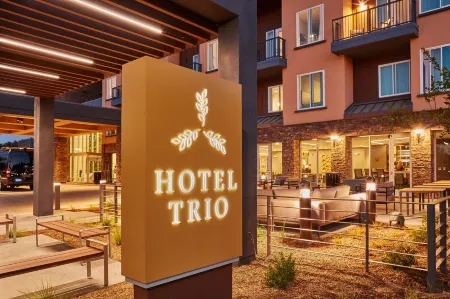 Hotel Trio Healdsburg Отели рядом с достопримечательностью «Healdsburg Ridge Open Space Preserve»