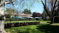 Petersons Armidale Winery and Guesthouse Các khách sạn ở Armidale