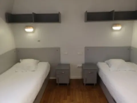 Auberge de Jeunesse HI Amiens Hotels in Amiens