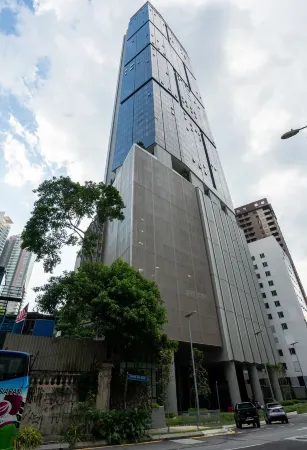 Pavilion Ceylon Hill Suites, Bukit Bintang by Perfect Host Отели рядом с достопримечательностью «UCSI University Block E»