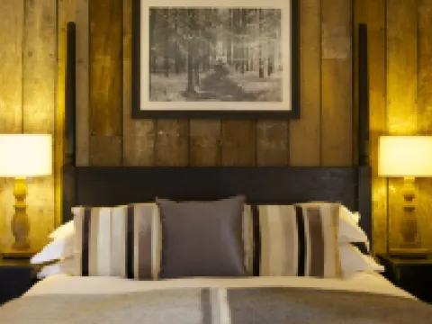 Crab & Boar Hotels in Newbury