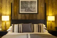 Crab & Boar Hotels in Newbury