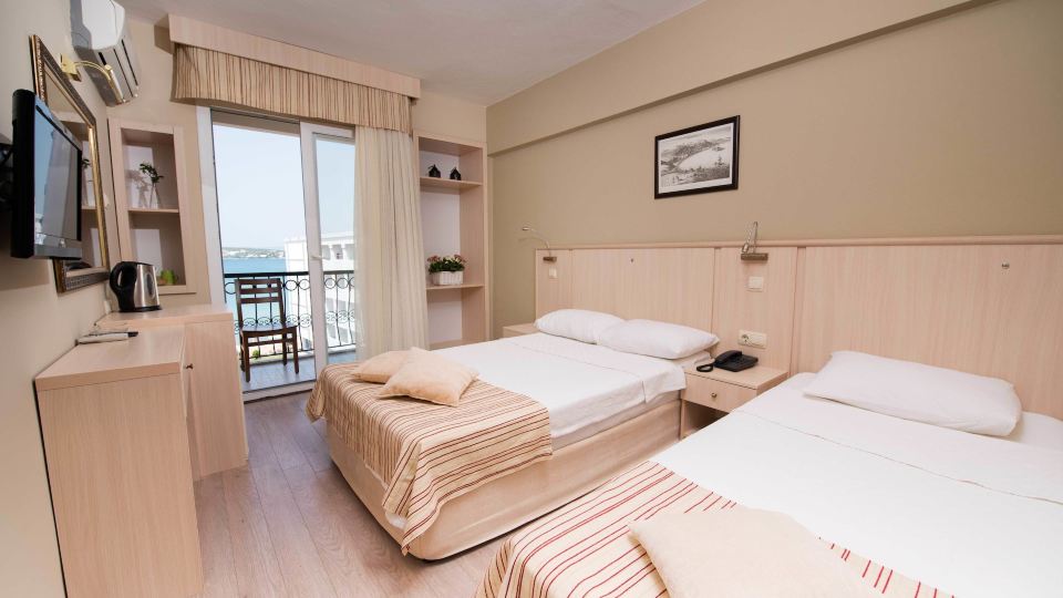İleri Hotel & Apartments
