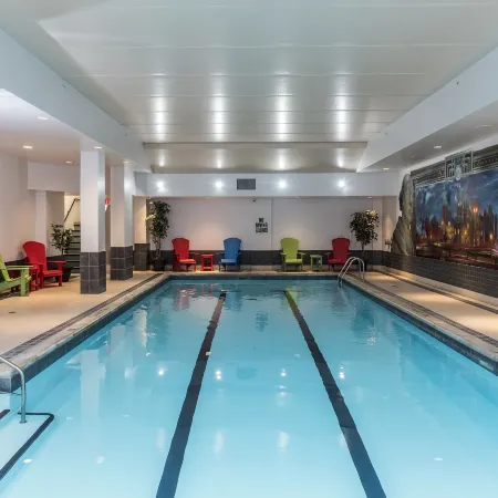 Lord Elgin Hotel