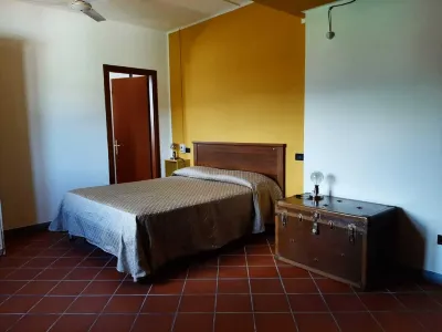 Agriturismo Calendiluna Hotels in Borghetto-melara