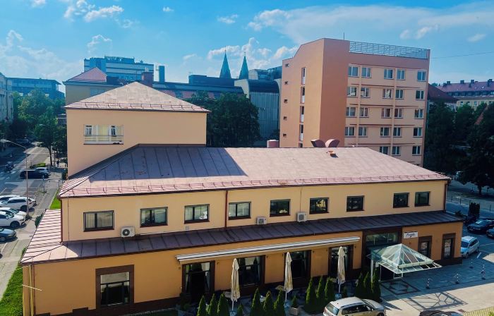 Hotel Piramida