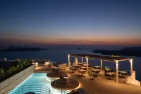 Volcano View Hotel Santorini - 5-Star