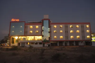 Hotel Sai Grand Castle Inn Các khách sạn ở Shirdi