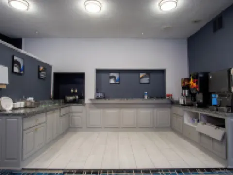 Coratel Inn and Suites By Jasper Eagan St Paul Airport & Mall of America Hotéis em Eagan