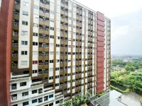 Homey and Cozy Stay Studio LRT City Jatibening Apartment Hotels in Pondok Gede