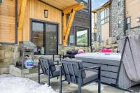 Ski La Vie by Avantstay Hot Tub + Game Room, Near the Ski Slopes