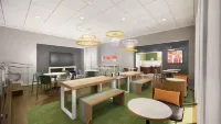 Spark by Hilton Hershey Near the Park - breakfast