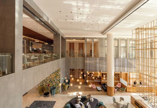 웨스트 워크 레타즈 호텔