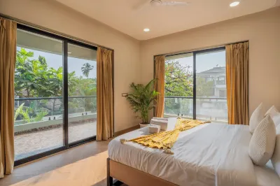 ELIVAAS Kamerios Regalia 2BHK Apartment Отели в г. 