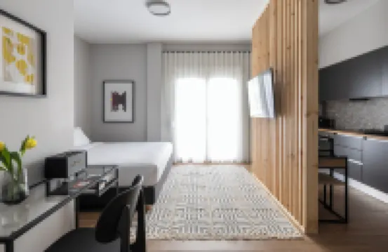 Elliot Petralona Hotels in 