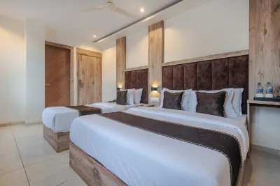 Hotel Silver Park Hotels near Cubic Mall - Chembur