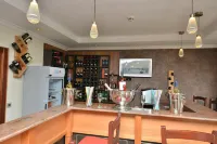 Alphaplus Apartments - Quầy bar