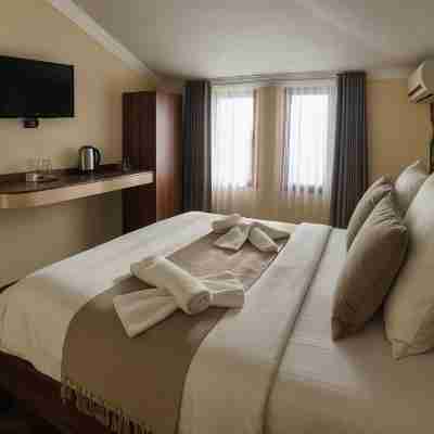 Hotel Shadervan Rooms