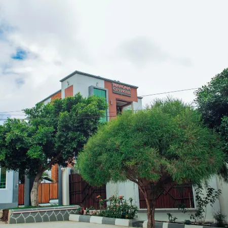 MARONA CITY HOTEL