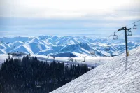 Tamarack Lodge Hotels in Hailey