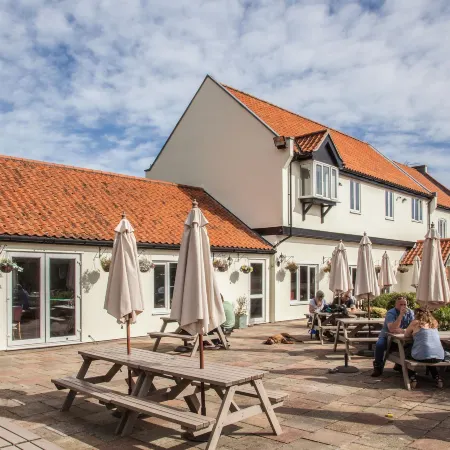 Wayford Bridge Inn Hotel