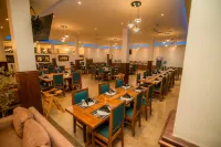 Royal Reach Udawalawe Hotels in Embilipitiya