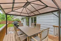 Ultimate Family Fun Escape