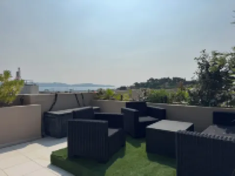 Rare product (T3) in the heart of Cavalaire