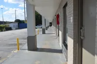 我的家&套房科溫頓 卡溫頓住宿飯店