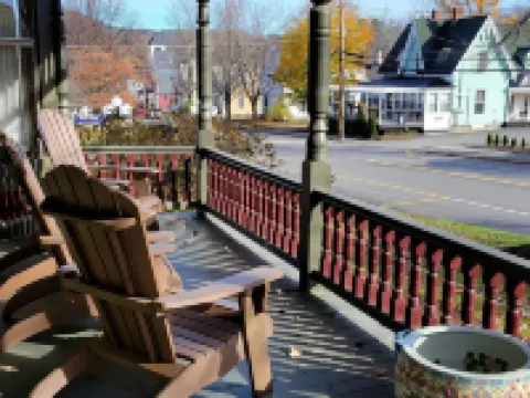 The Elizabeth Inn and Restaurant Hotels in Bethel