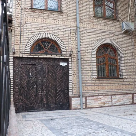 Old Inn Hostel