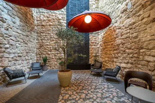Master Bat Yam Aparthotel - Parking