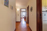 LightHouse Apartment - 3-Star