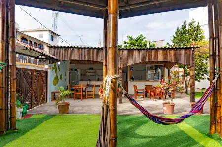 Gran Hostal Tintorera