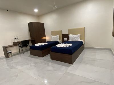Hotel Millennium Plaza